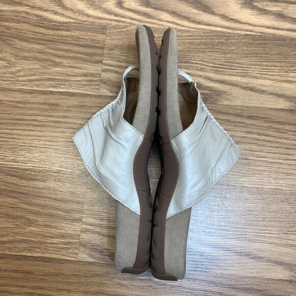 Taos Women's Leather Gift 2 Sandals In Ivory Shimmer Metallic Size 10 - Picture 2 of 8